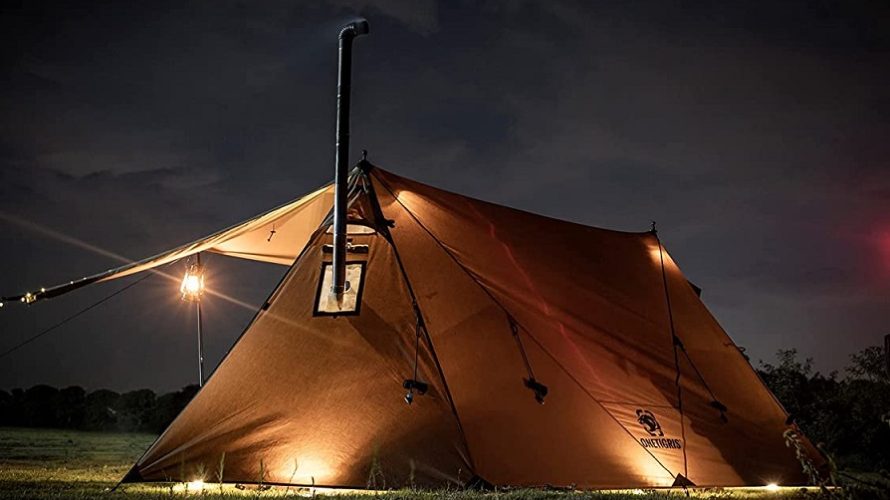 ストーブが使えるテント！　冬キャンプの寒さ対策に有効なストーブが使えるテント！　オールシーズンタイプのテント。